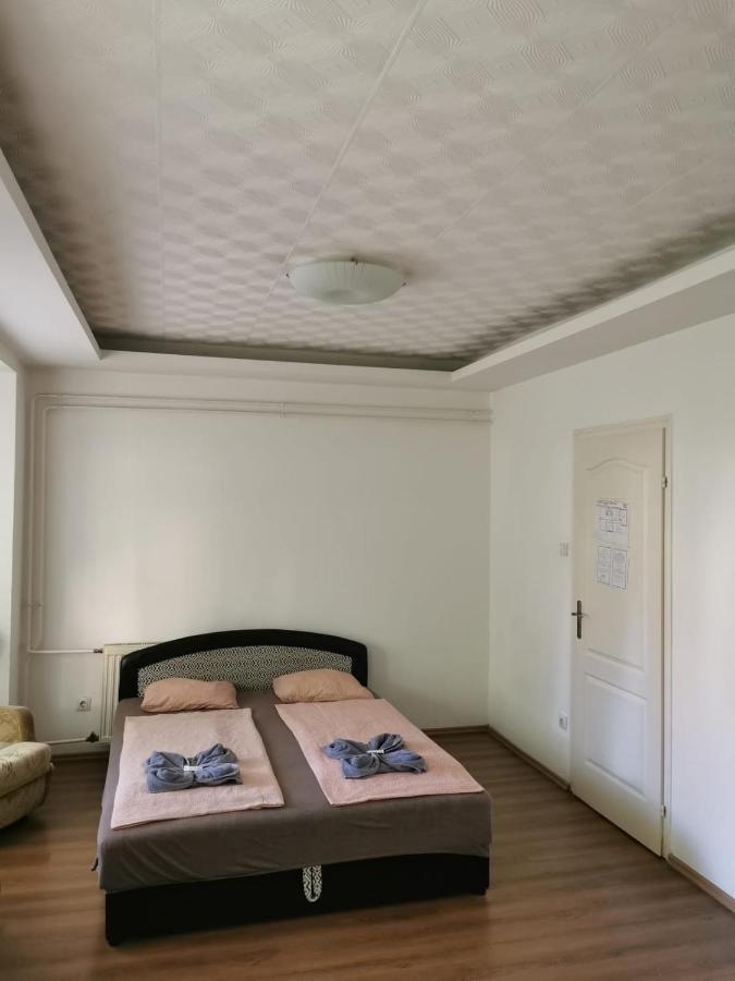 בודפשט Carmen Pension מראה חיצוני תמונה